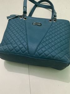 Stylish Teal Quilted Tote Bag