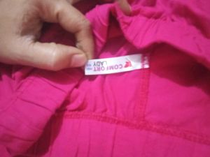 Vibrant Pink Cropped Pants