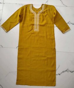 Elegant Yellow Embroidered Kurta