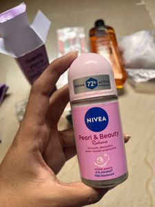 COMBO - Bodywash Face Razor Sanfe Nivea Roll On