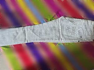 White Capri Jeans