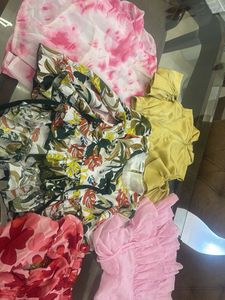 Chic Floral Print Ruffle Top