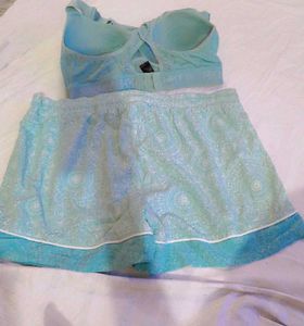 Stylish Blue Sports Bra &amp; Shorts Set