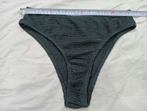 🖤Textured Black Bikini Bottom