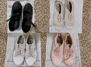 4 pairs of women's shoes