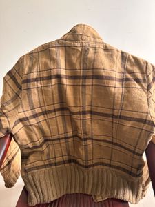 Stylish Checked Winter Jacket – Warm &amp; Trendy