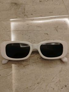Stylish White Rectangular Sunglasses