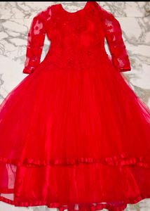 Red brthday dress ... ALERT