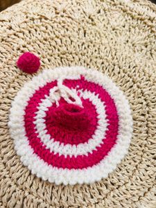Kanha ji woolen pink dress