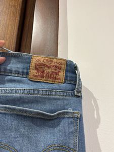 Levi’s blue jeans for sale 💙(original)