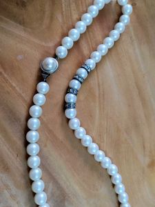 Elegant Faux Pearl Necklace with stones