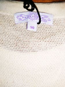 Winter Quarter Sleeves White Top...⬜