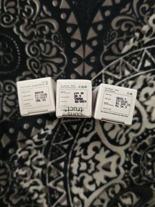 Deconstruct Lip balm Vitamin c and Clearing Serum