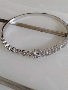 Elegant Bangle Bracelet