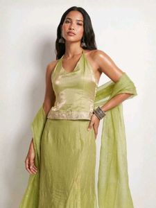 Nishorama Liza Halterneck Skirt Set