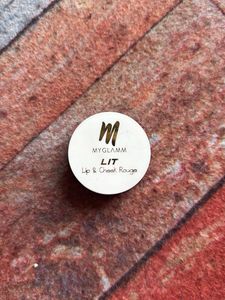 My Glamm Lip &amp; Cheek Rouge-Peach play