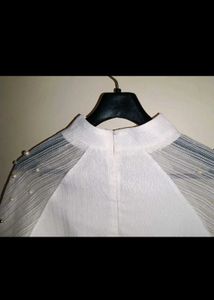 Saleee‼️Asthetic Pearl Top🕊️
