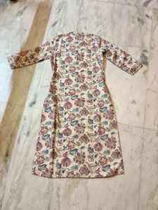 Elegant Floral Print Kurta