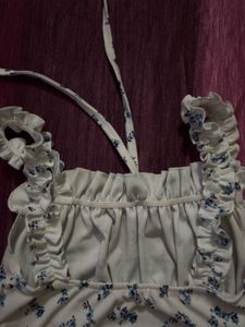 Floral Ruffle Strap Crop Top, size M