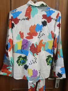 Colorful Abstract Print Tie-Front/Back Shirt