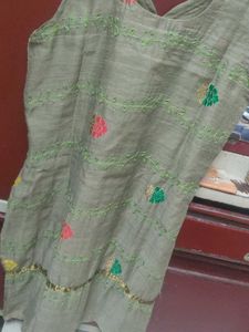 Embroidered Grey Ethnic kurta