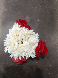 Jasmine &amp; Rose Hair Garland