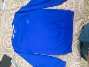 Zara Blue Crew Neck Sweatshirt in xl size