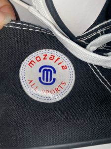 Brand new Mozafia Converse