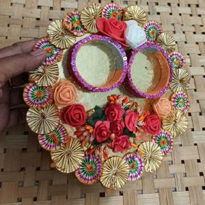 Festive t-light Candle Holder