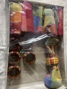 Unused set of 6 napkins with wooden ringholders