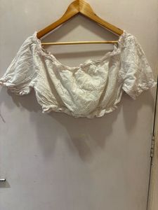 Chic Eyelet Crop Top