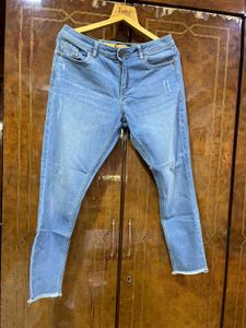 Light Wash Distressed Jeans