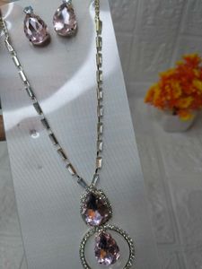 Elegant Pink Crystal Necklace Set