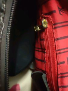 hand bag branded
