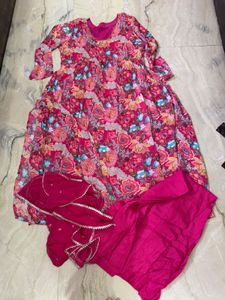 Beautiful Floral Print kurta dupatta n pants