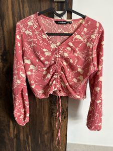 Chic Pink Floral Ruched Crop Top