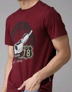 Roundneck T-Shirt