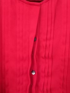 Vanheusen Red Sleeveless Top