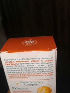 Himalaya Brightening Vitamin C Orange Face Serum