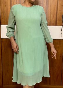 Pleated Midi Dress|Price ⬇️ by 190‼️