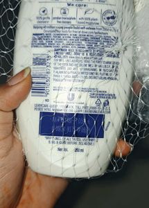 Dove Deep Moisture Body Wash