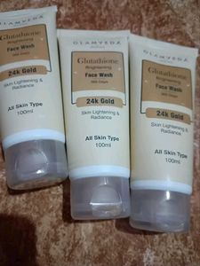 Set Of 3 Glamveda Facewashes