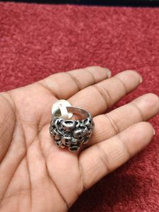 Skull Ring