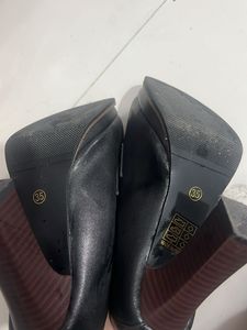 elegant wood grain  heels