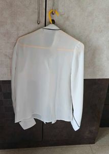 Chic White Bow Blouse