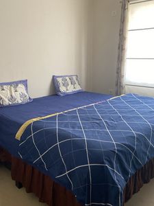 Bedsheet,pillow Set And Comforte Cover