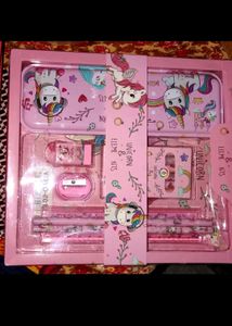 BRAND NEW***Unicorn 🦄 ART METAL PENCIL BOX
