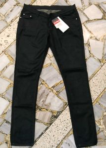 JEANS FOR WOMEN 30 WAIST