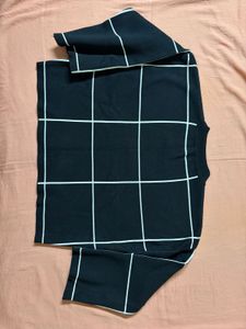 PRICE DROP‼️Grid sweater FREE DELIVERY