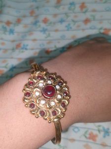 Traditional Antique Gold Stone Kada Bracelet |